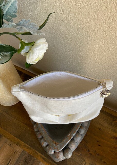 Clutch bag, small bow bag