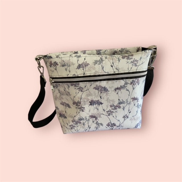 Handbag/Purse/Crossbody Bag/ Shoulder Bag
