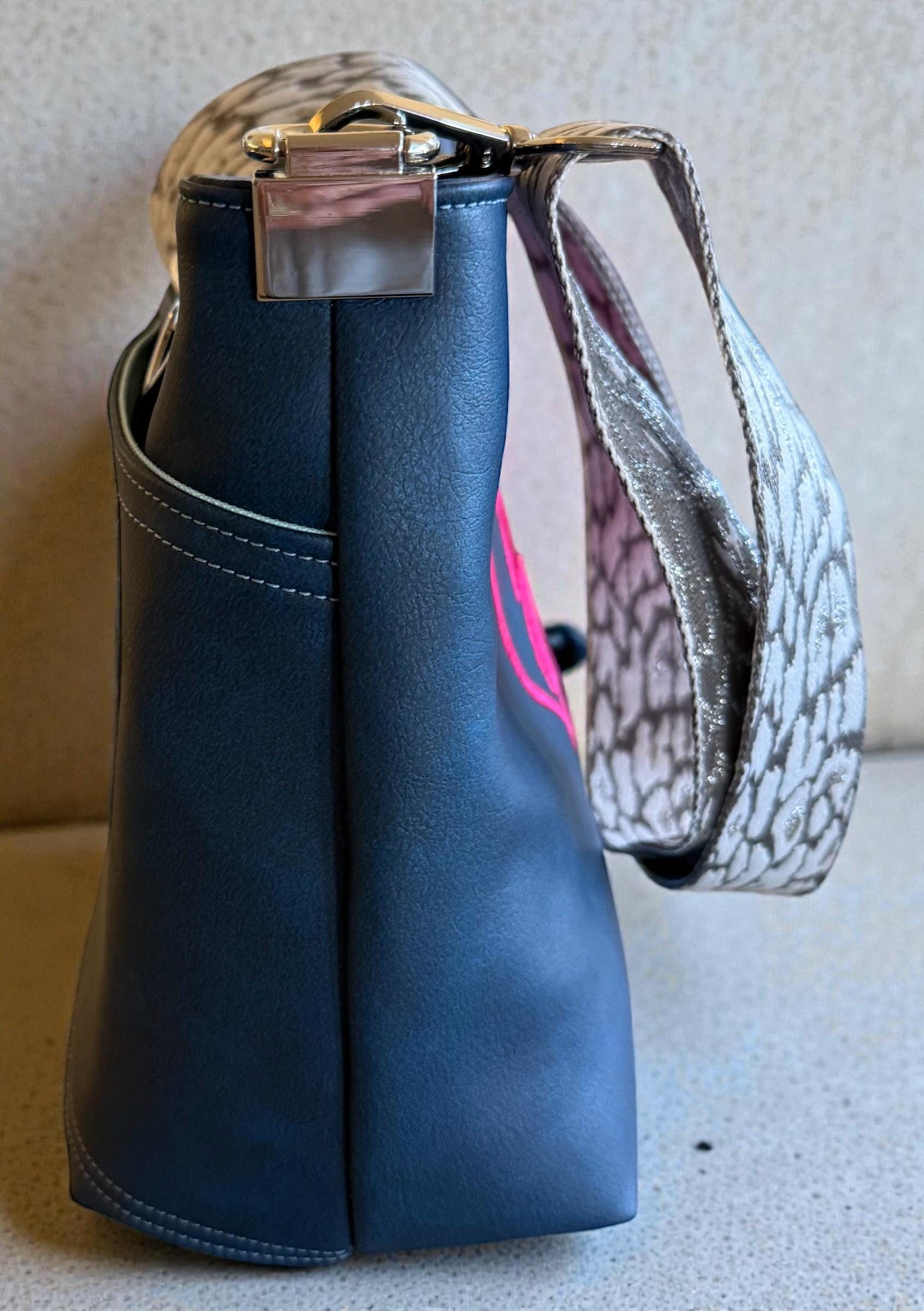 Handbag/Crossbody Bag/Shoulder Bag, Blue Teal faux leather