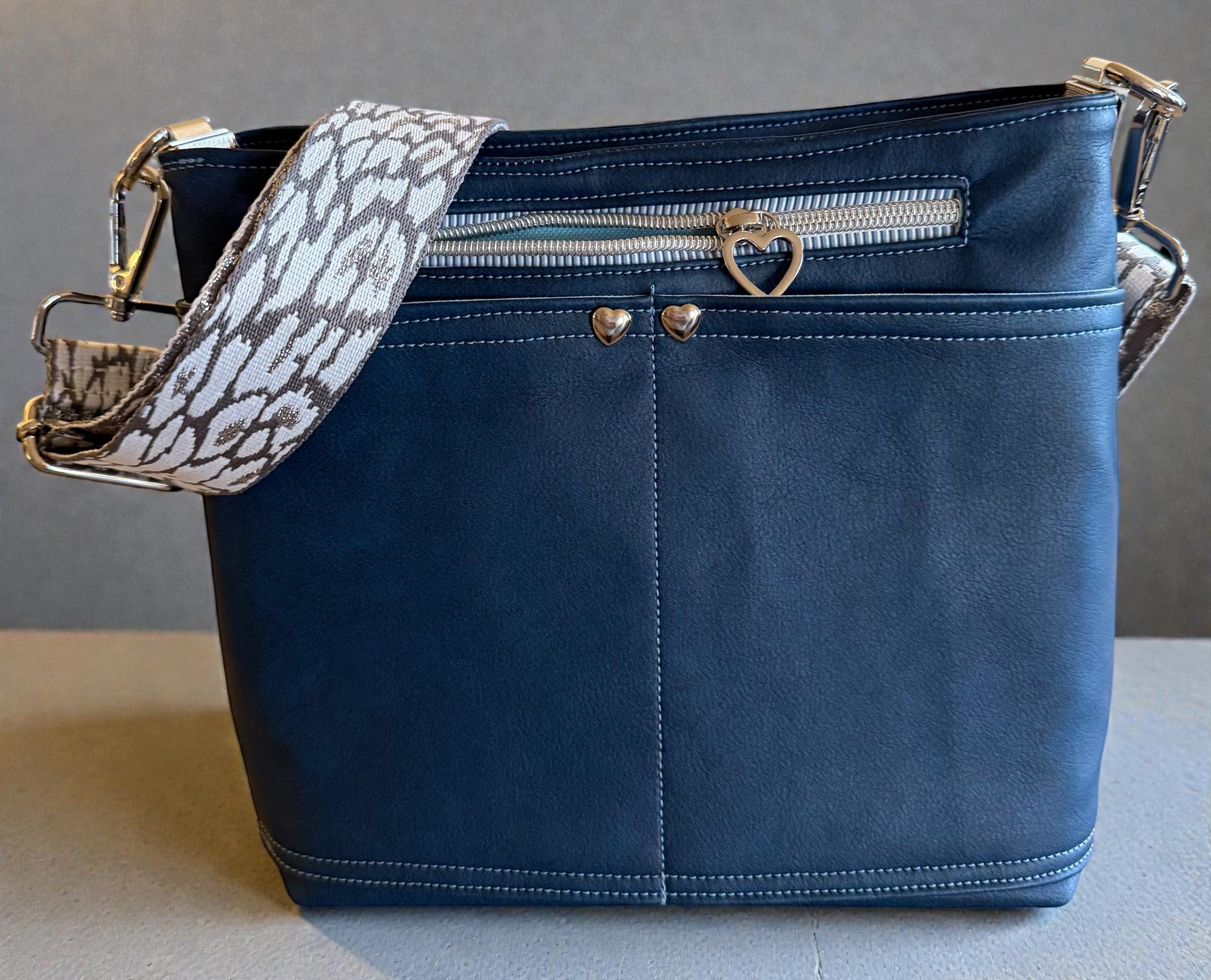 Handbag/Crossbody Bag/Shoulder Bag, Blue Teal faux leather